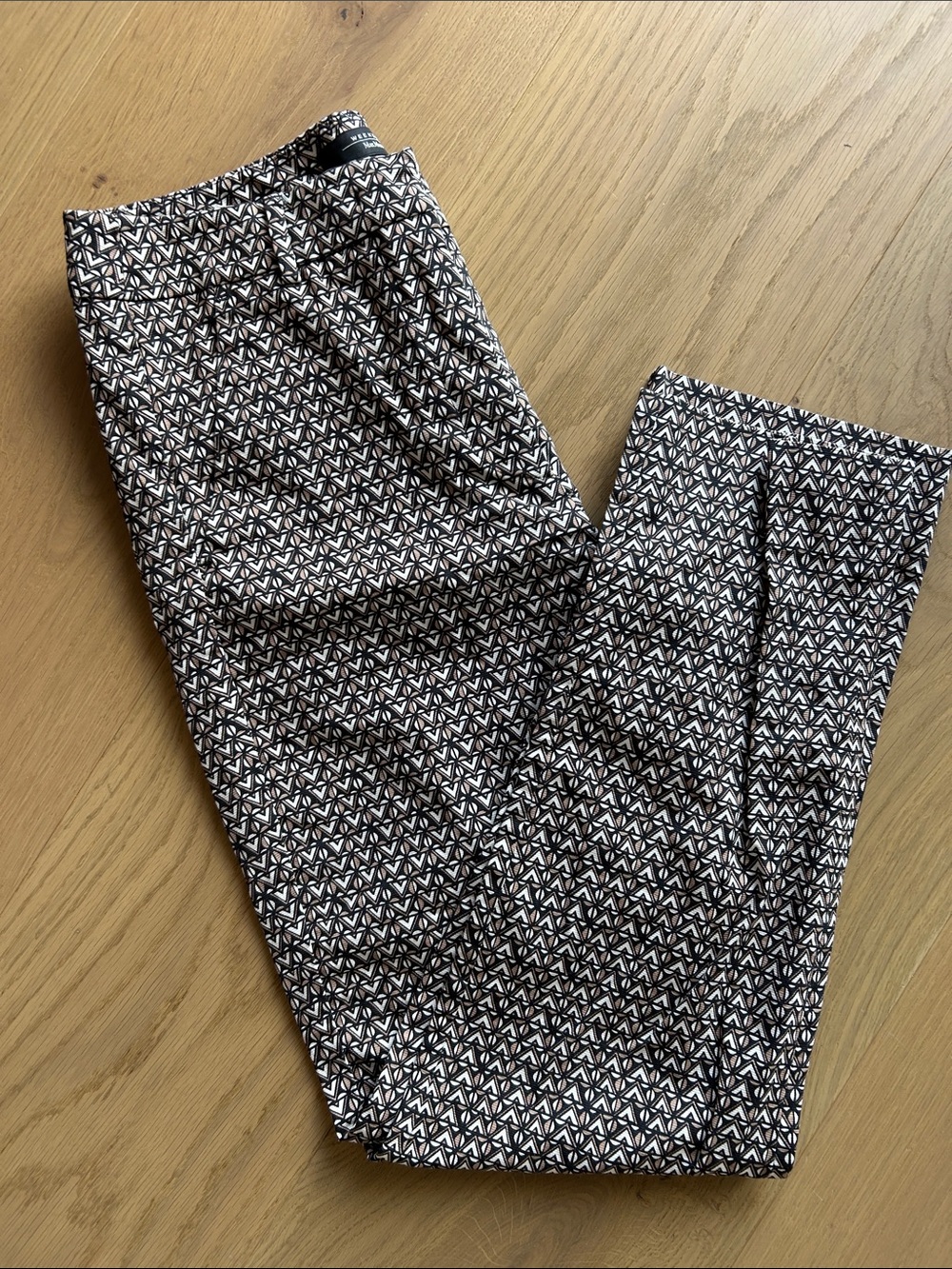 Weekend Max Mara Black & White Geometric Cropped Pants